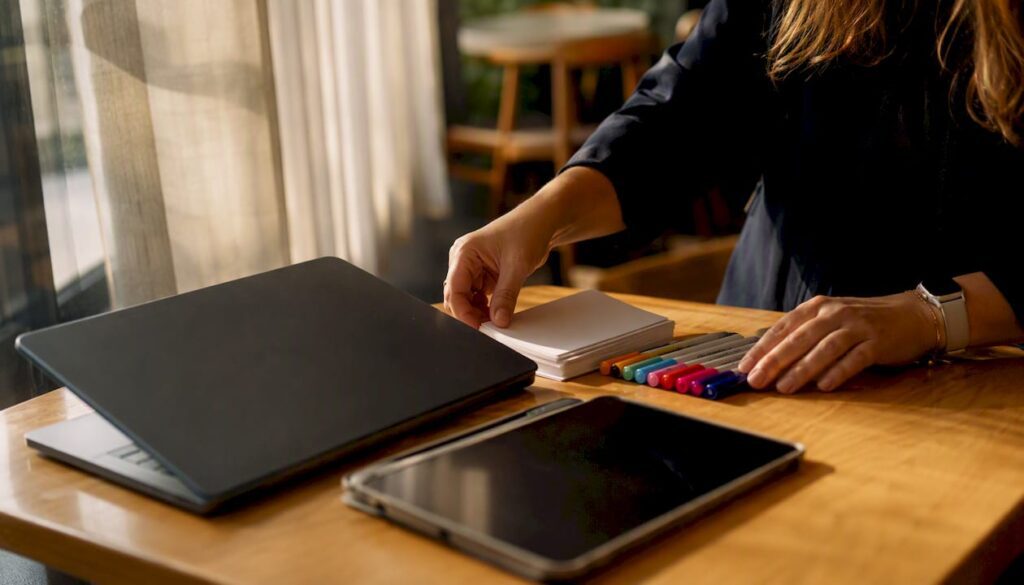 Teacher assembling asynchronous teaching tools